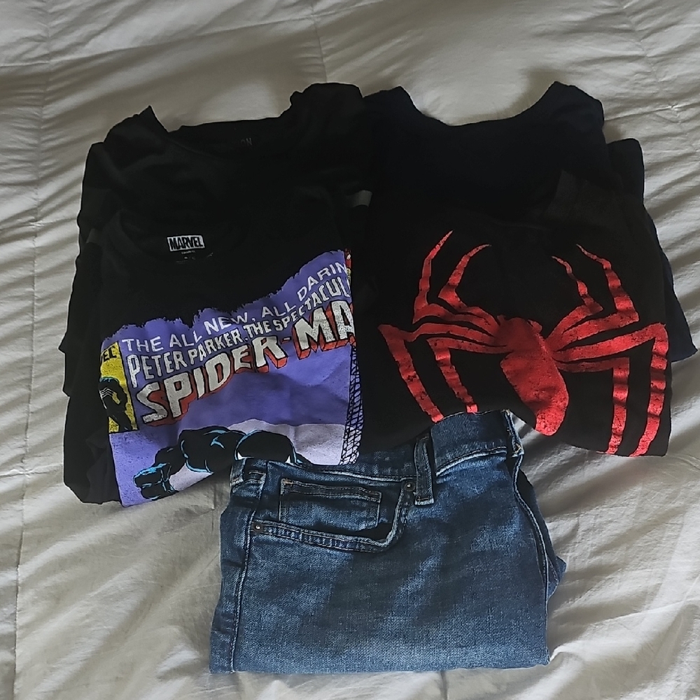 Bundle Of Husky Boy Adults Small Shirts-Marvel Spider-Man Tee Shirts with Jeans